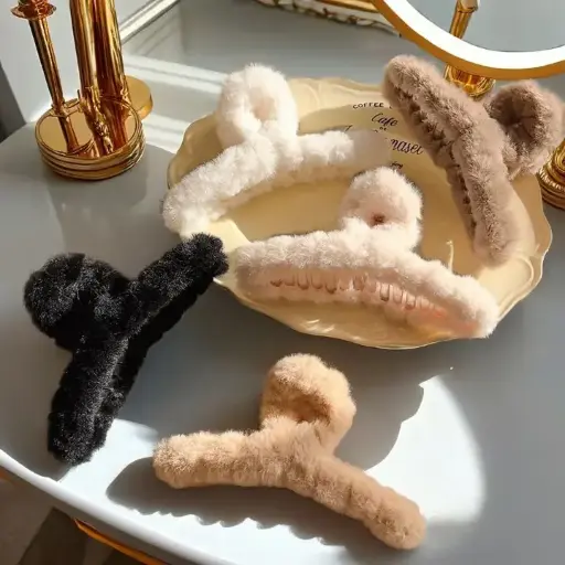 Furr hair claw